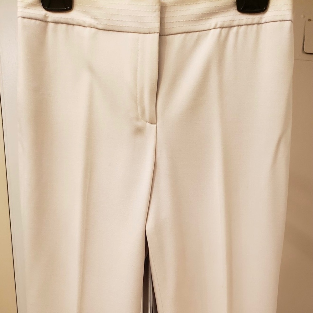Ann Taylor - Size 4P - Cream-Colored
